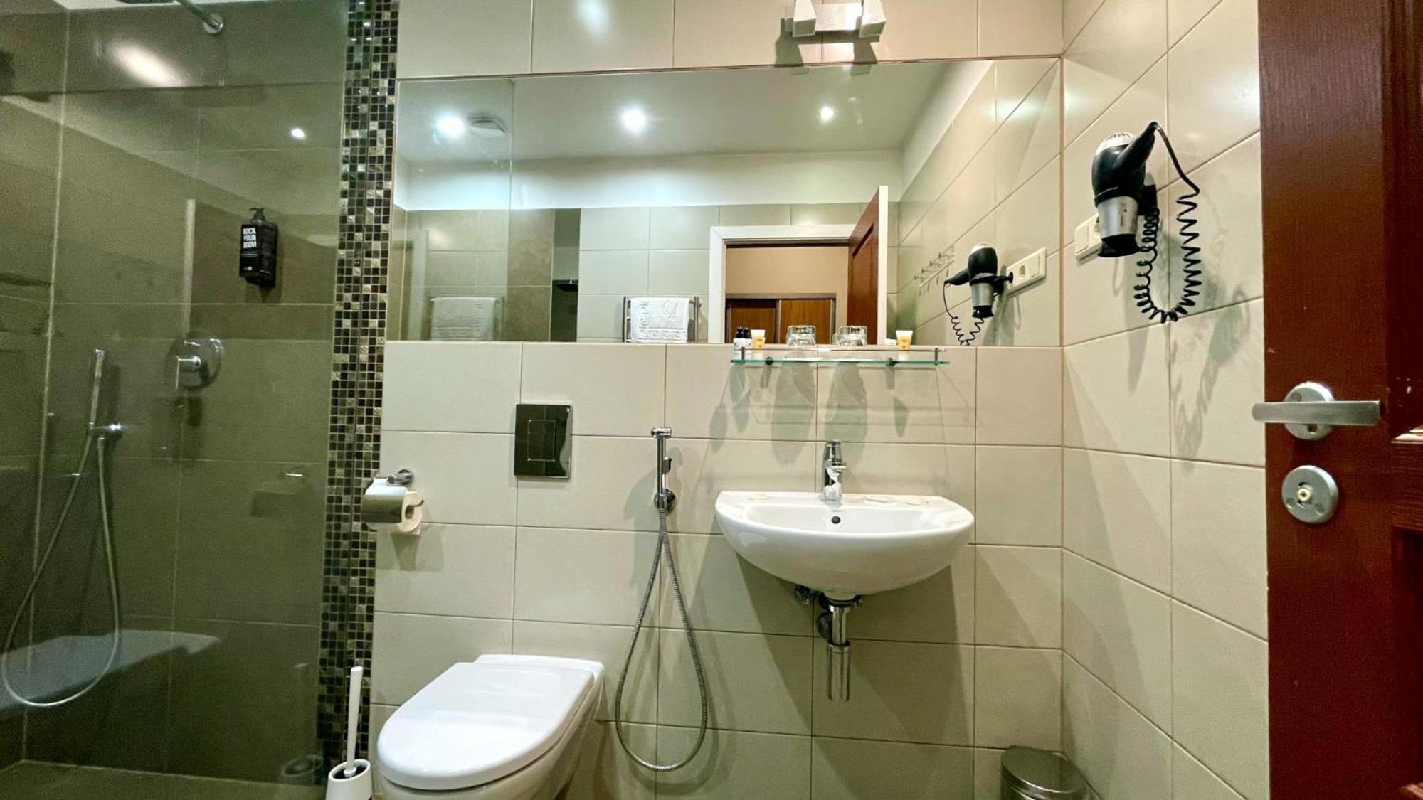 Riga Unimars Hotel 외부 사진